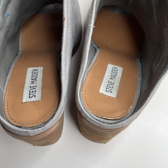 Steve Madden Nollla suede open toe stack heel mules bootie in pewter, size 9.5 - Picture 8 of 10